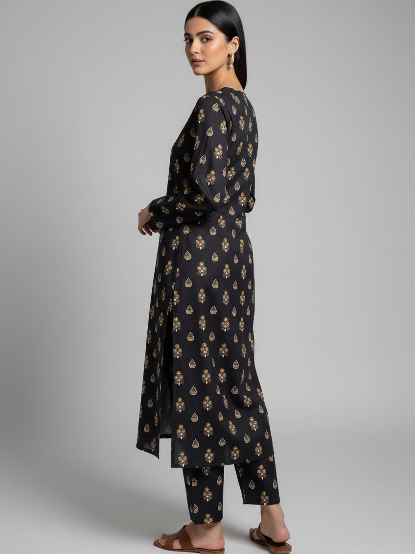 Noir Royale – Printed Textured Lawn 2PC (Pret)