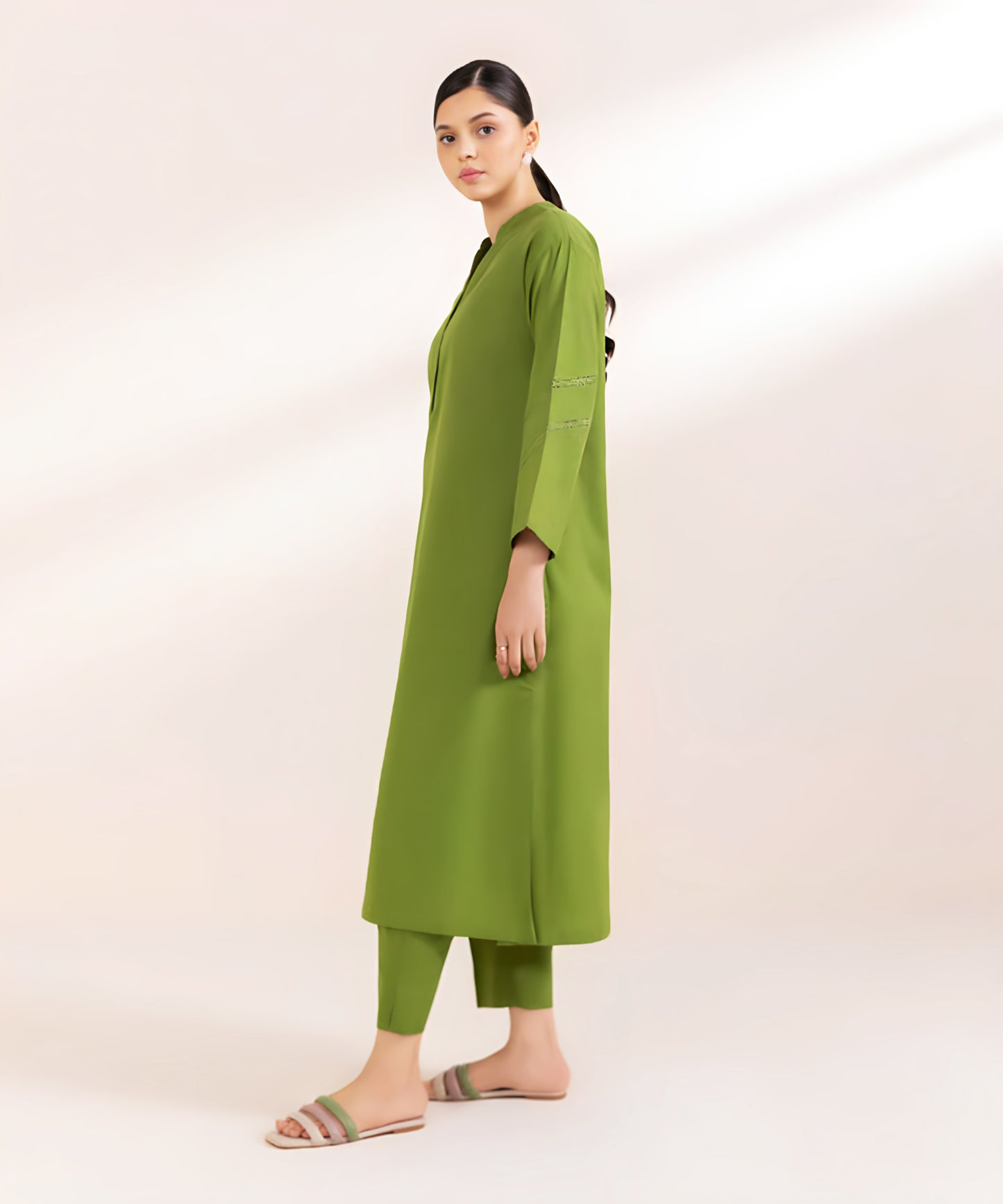 Premium Quality Doria Lawn 2 Piece Kurta Set (Pret)