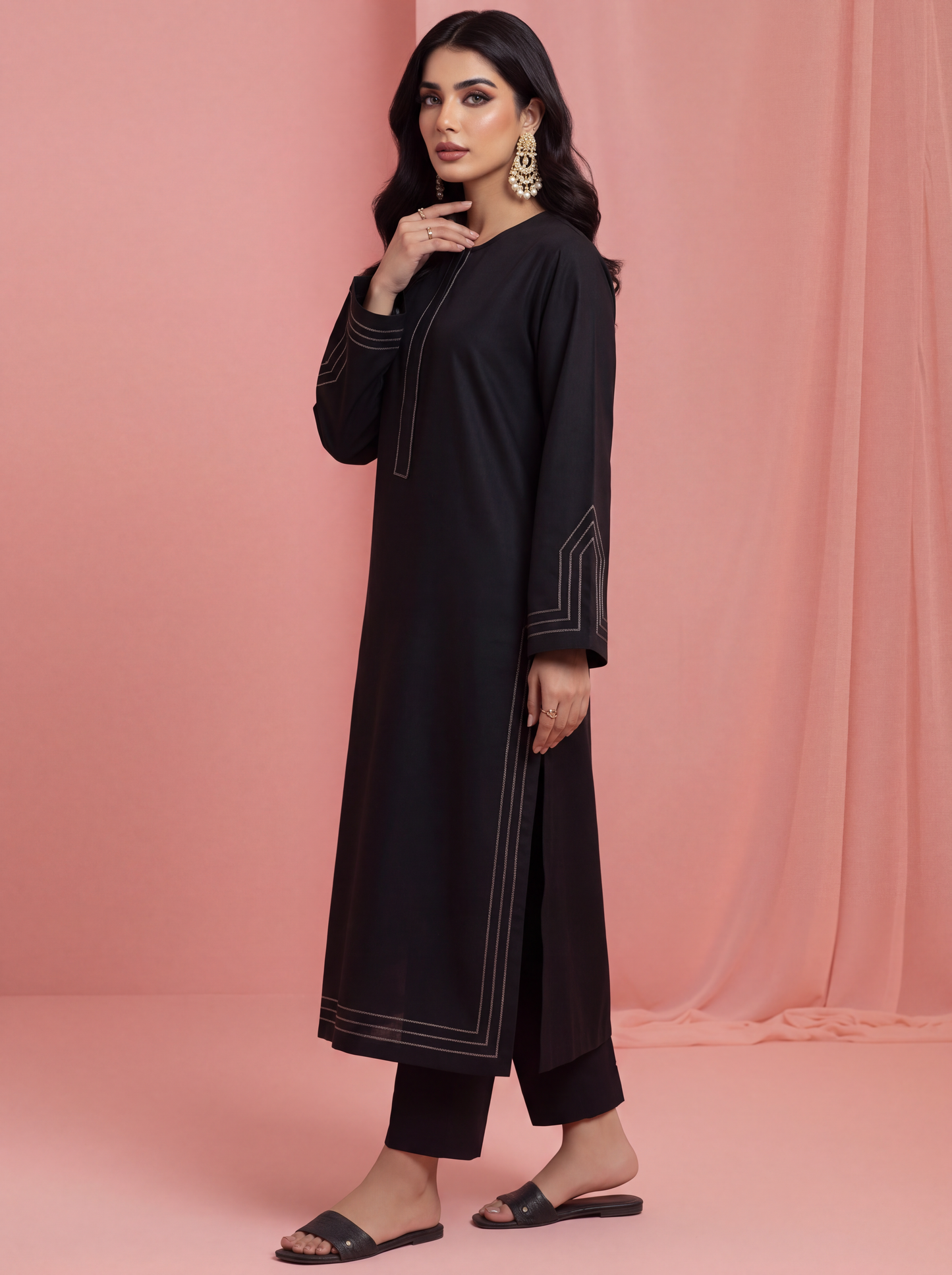 Women's Black Straight Kurta with Trouser