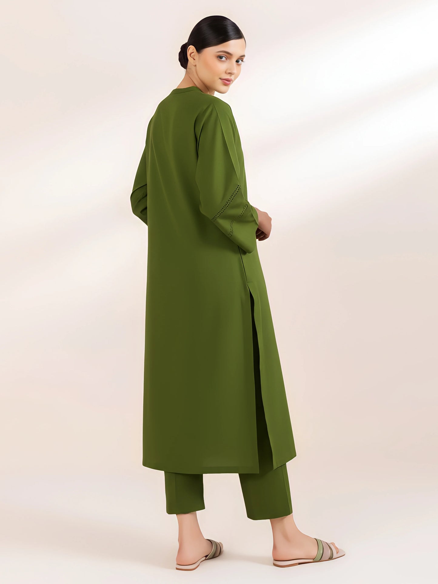Lawn 2 Piece Kurta Set (Pret)